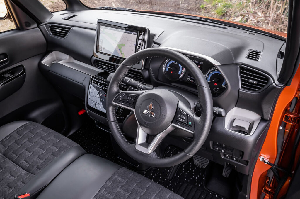 Mitsubishi Delica Mini: Городской воин с душой путешественника