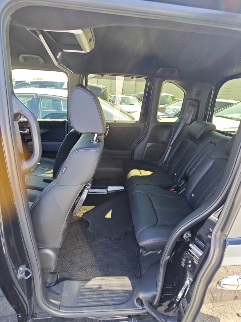 В свободной продаже HONDA N-BOX CUSTOM L TURBO 2023 г🔰